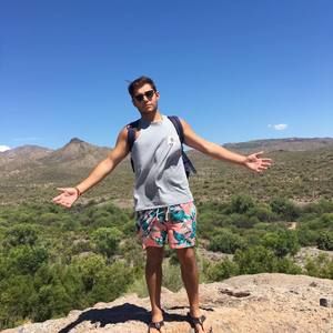 Meet your Posher, Christian